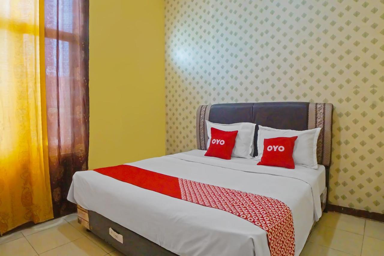 Reddoorz At Jalan Japaris Medan Exterior foto