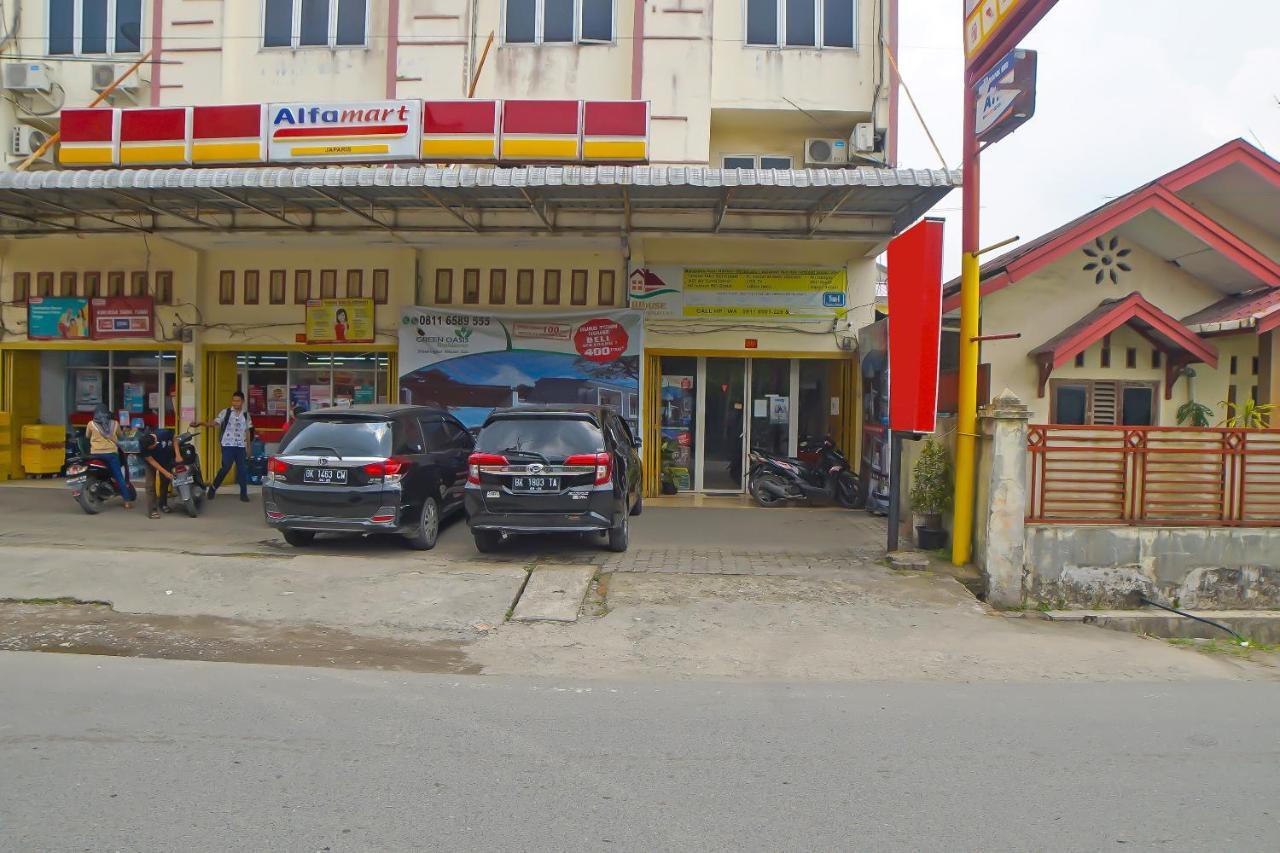 Reddoorz At Jalan Japaris Medan Exterior foto